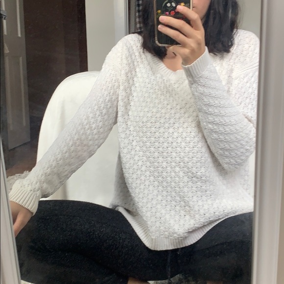Old Navy Knit Sweater - Picture 3 of 3